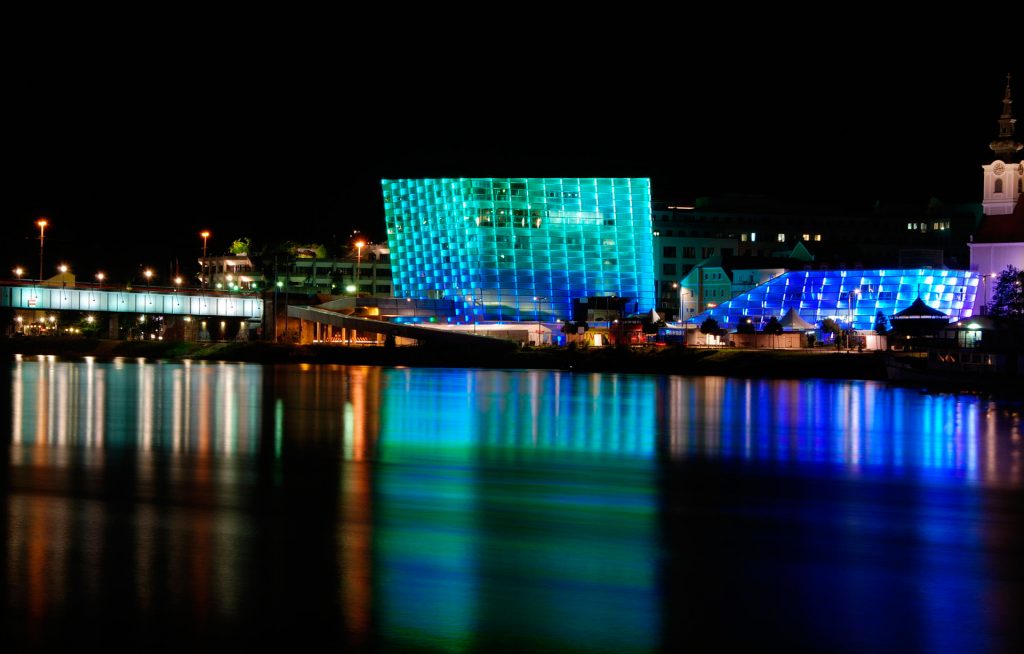 5 casos exitosos de utilización de Iluminación LED en edificios - AP Ingeniería